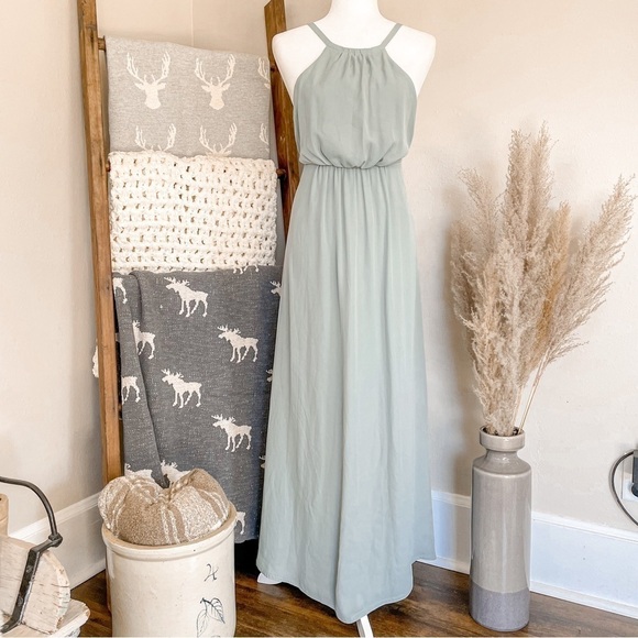 Show Me Your MuMu | Amanda Maxi dress in silver sage crisp - Picture 1 of 16